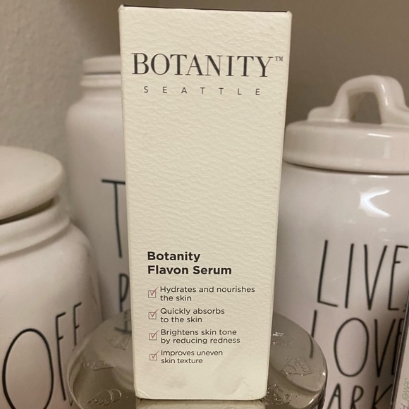 New Sealed BOTANITY Seattle Flavon Serum | Moisturizer 50ml - Picture 2 of 4